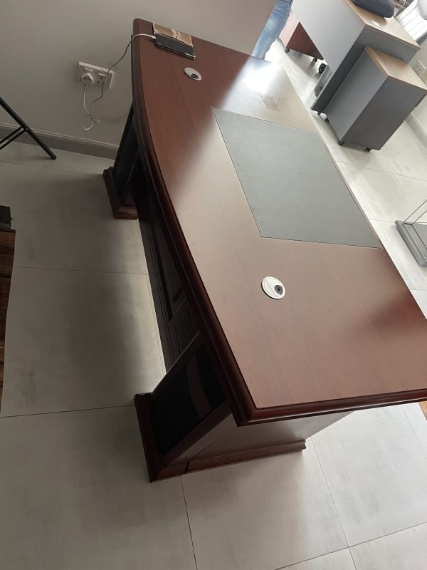 Office Table - Image 3